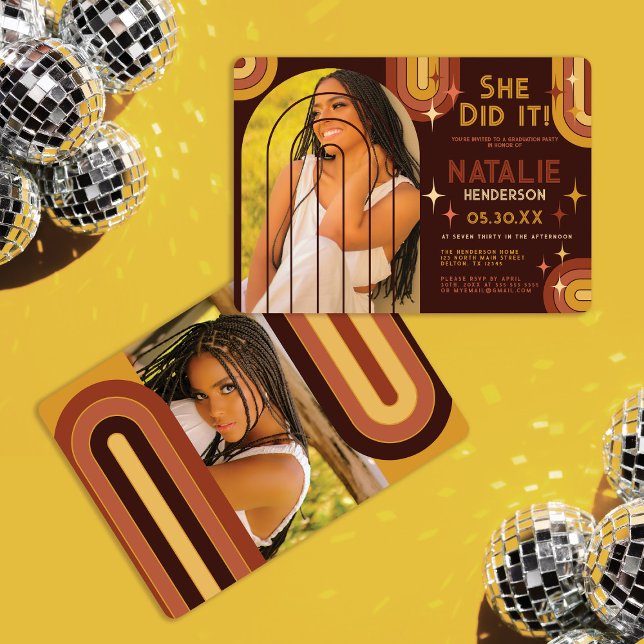 Retro 70's Bold Typografy Rainbow Arch Abschluss Einladung (Von Creator hochgeladen)