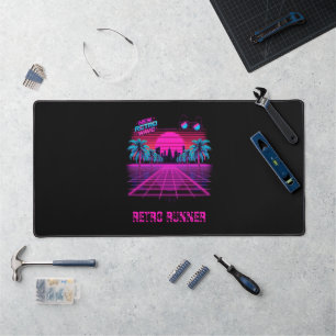 Retro 80er Synthwave Vaporwave Neon Grid Landschaf Schreibtischunterlage