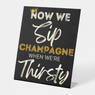 Retro 90's Hip Hop Baby Shower Birthday Champagne Sockelschild