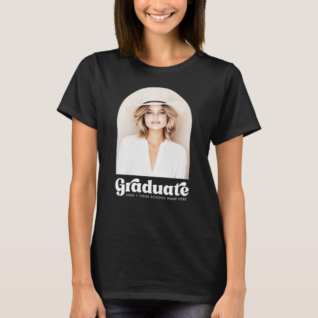 Retro Absolventen-Abschlussfoto-Bogen T-Shirt (Vorderseite)