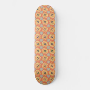 Retro Abstrablau und Orange Daisies Muster Skateboard