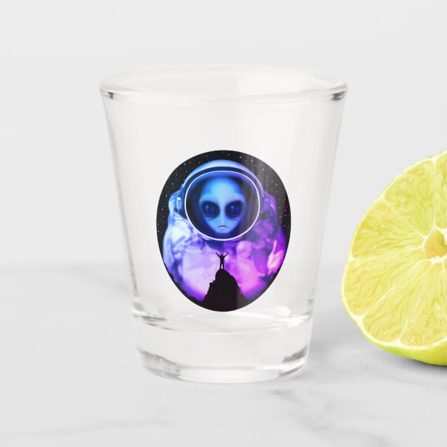 Retro Alien Astronaut Schnapsglas (Vorderseite)