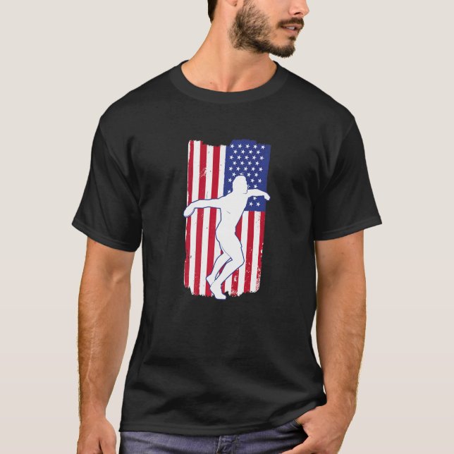 Retro American Flag Throwing Discus Thrower Shoot  T-Shirt (Vorderseite)