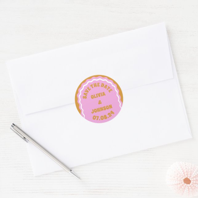 Retro Arch Wedding Date Save the Date gelb Runder Aufkleber (Umschlag)