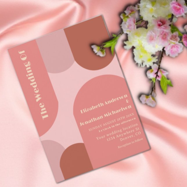Retro Arches Coral Pink Wedding Einladung (Von Creator hochgeladen)