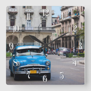 Retro-Autos auf der Havanna-Straße Quadratische Wanduhr