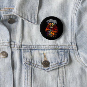 Retro-Bär mit Käsehobel-Hut und Sonnenbrille Button