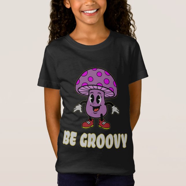 Retro Be Groovy Purple Mushroom Cartoon T-Shirt (Vorderseite)