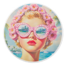 Retro Beach Girl mit Blumenbrille