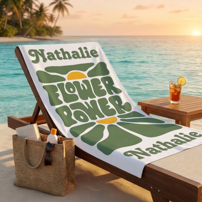 Retro Beach Handtuch mit Namen - Personalisiertes  (Personalized Retro Beach Towel | Floral Name Gift)