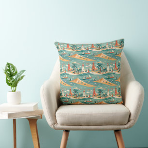 Retro Beach Scene Throw Kissen