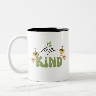 Retro "Bee Kind" Tasse, tolle Geschenke Zweifarbige Tasse