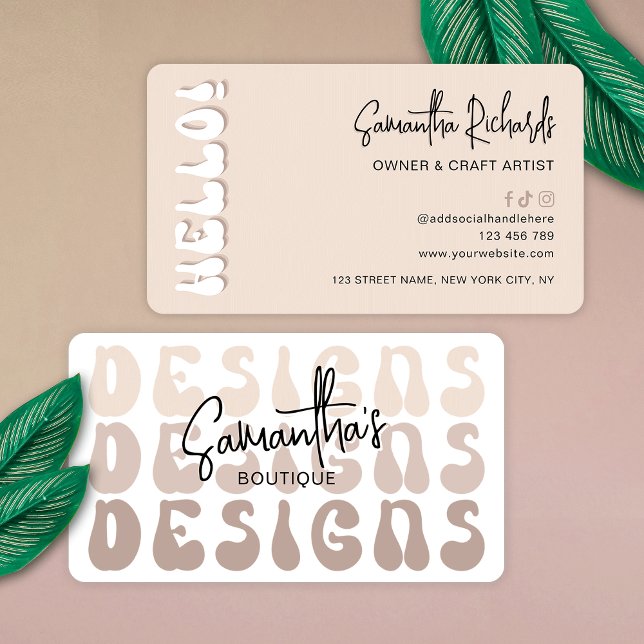 Retro Beige moderne Logo Handmade Designer Crafter Visitenkarte (Retro beige crafter and designer business cards with groovy fonts in light cream colors)