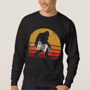 Retro Bigfoot Disc Golf Aighties Sasquatch Disc Go Sweatshirt
