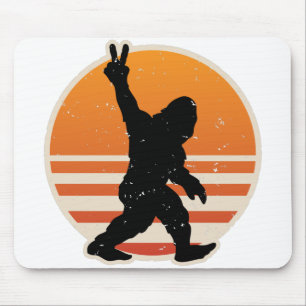 Retro-Bigfoot-Friedenszeichen Mousepad