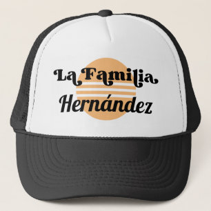 Retro Black und White La Familia Spanischen Namen Truckerkappe