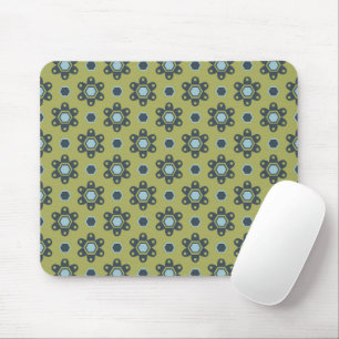 Retro Blue & Black Daisis auf grünem Blumenmuster Mousepad