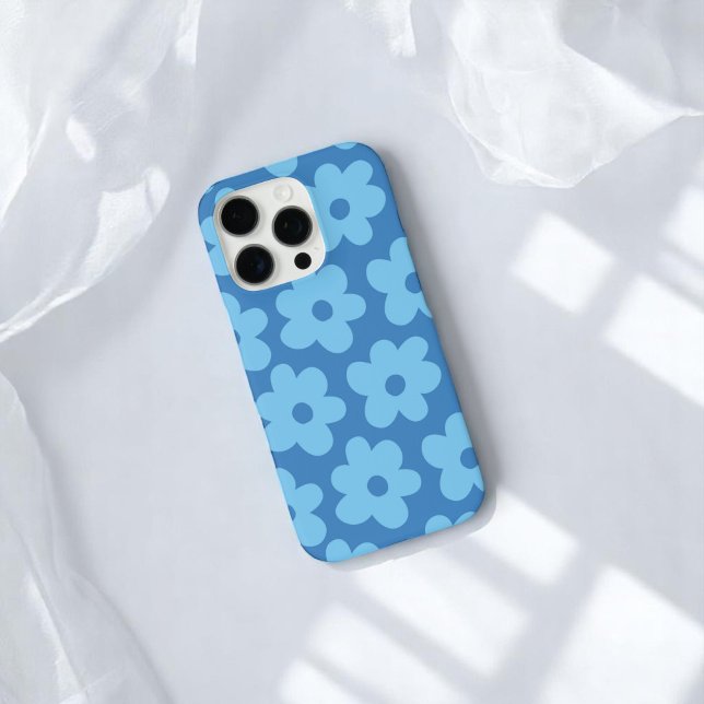 Retro Blue Floral Whimsical Preppy Hippie Chic Case-Mate iPhone Hülle (Von Creator hochgeladen)