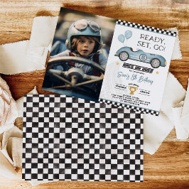 Retro Blue Race Car Balloon Boy Birthday Foto Einladung