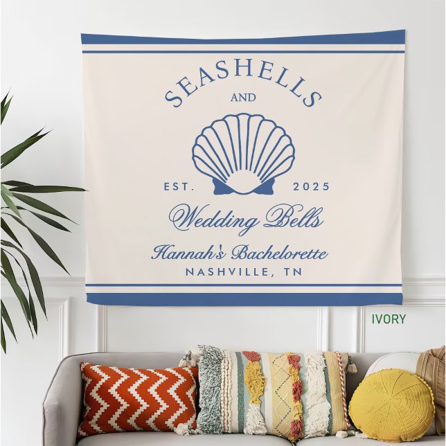 Retro Blue Seashells & Wedding Bells Bachelorette Fleecedecke (Von Creator hochgeladen)