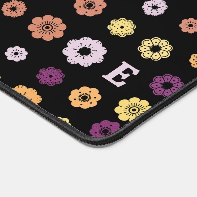 Retro-Blume mit Monogramm Schreibtischunterlage (Ecke)