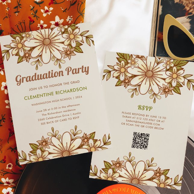 Retro-Blume | QR Code 2024 Graduation Party Einladung (A trendy, retro floral invitation for your grad party, with scannable QR code to rsvp)