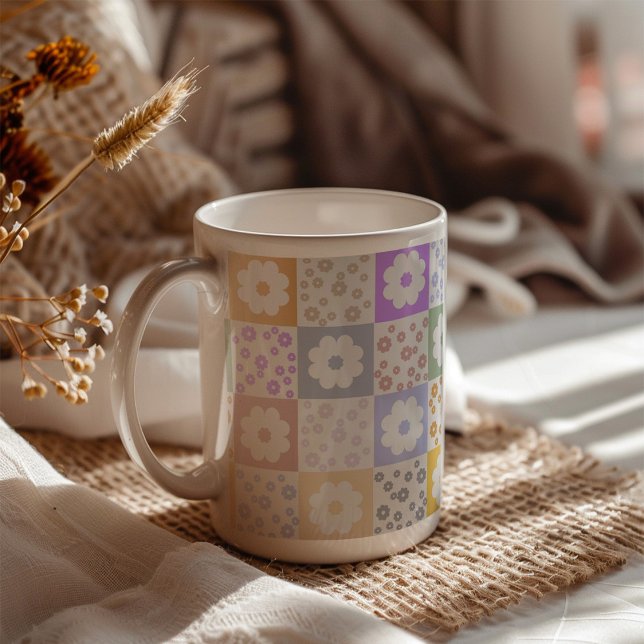 Retro-Blume überprüft Kaffeetasse (Von Creator hochgeladen)