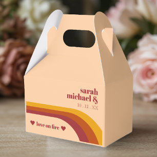 Retro-Bogenschießen-Liebe auf Feuerhochzeit Geschenkschachtel