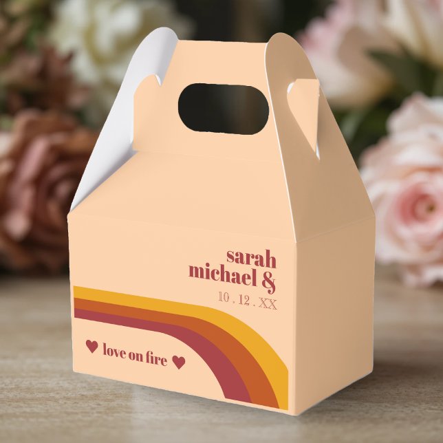 Retro-Bogenschießen-Liebe auf Feuerhochzeit Geschenkschachtel (Retro Curved Arch Stripe Love on Fire Wedding Favor Boxes
)