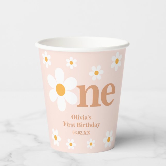 Retro Boho Daisy Pink Erster Geburtstag Pappbecher (Vorderseite)