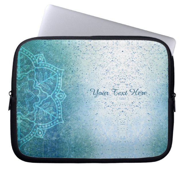 Retro Boho Floral Mandala Zen Light Blue Laptopschutzhülle (Vorderseite)