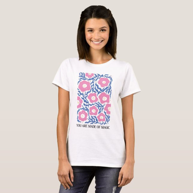 Retro Boho floral Sie sind aus Magie gemacht T-Shirt (Vorne ganz)