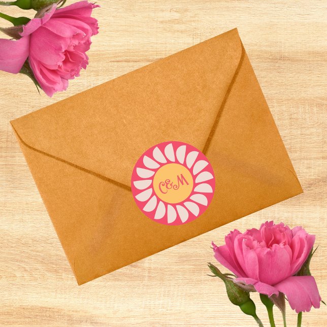 Retro Boho Pink & Orange Blumenzange Monogramm Runder Aufkleber (Von Creator hochgeladen)