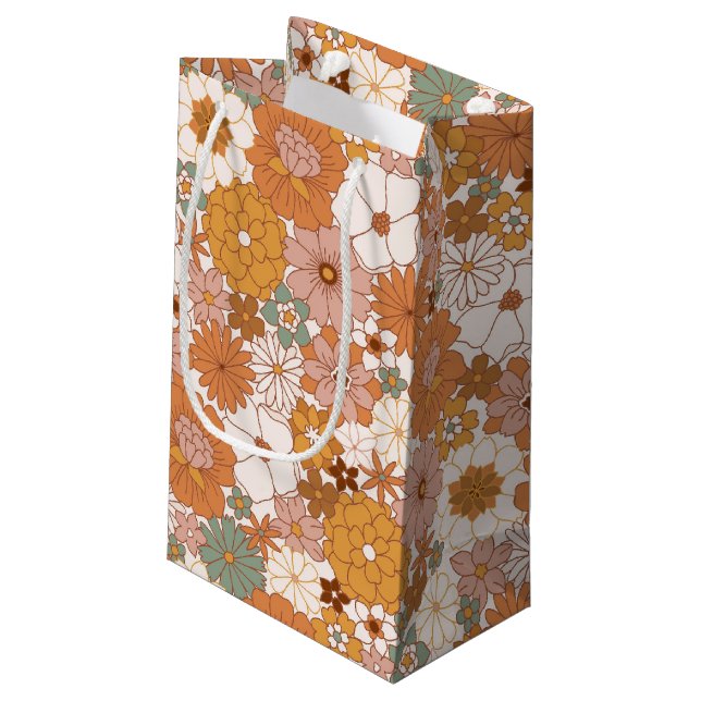 Retro Boho Terracotta Floral Blume Bohemisch Kleine Geschenktüte (Rückseite Schrägansicht)