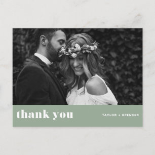 Retro-Bold-Typografie Sage Green Hochzeit Danke Postkarte
