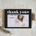 Retro Bold Typografy Black Foto Abschluss Dankeskarte<br><div class="desc">Schicken Sie Dankeschön mit diesem personalisierbaren Foto Abschluss Dankeschön Karte. Es ist mit Retro-fett Typografie und einem Herz auf schwarzem Hintergrund ausgestattet. Dieser Schwarz-Weiß-Abschluss Dankeschön-Karte wird perfekt für jeden Abschluss Thema. Personalisieren Sie das Foto,  indem Sie Ihren Favoriten hinzufügen.</div>