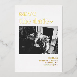 Retro Bold Typografy Foto Save the Date Folieneinladung