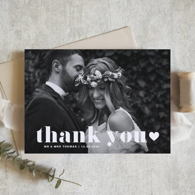 Retro Bold Typografy Heart Overlay Wedding Dankeskarte (Von Creator hochgeladen)