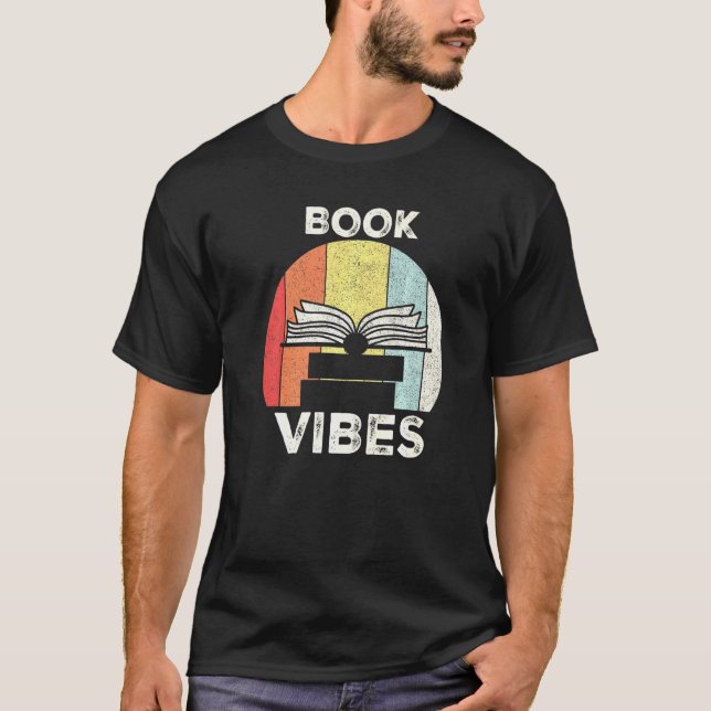 Retro Book Vibes Book Reader  Book T-Shirt (Vorderseite)