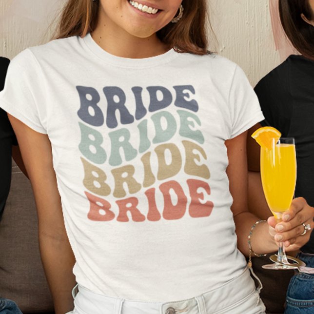 Retro Bride T-Shirt (Von Creator hochgeladen)