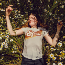 Retro Bride Typografy Summer Rainbow Wedding T-Sh T-Shirt