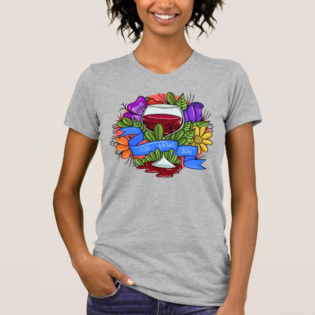 Retro Cabernet Franc Day, floralartiger Wein T-Shirt (Vorderseite)