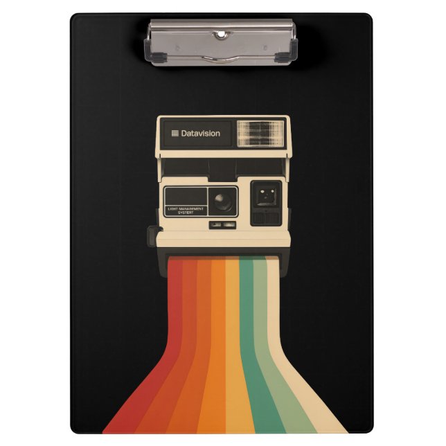 Retro Camera with Rainbow Print Klemmbrett (Vorderseite)