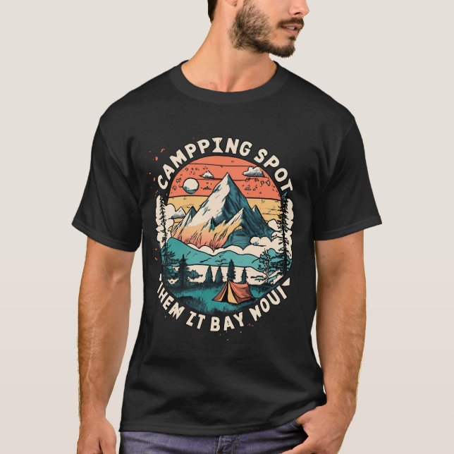 Retro Camping Spot T - Shirt - Adventure Mountain (Vorderseite)