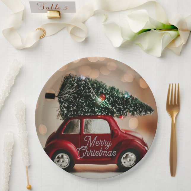 Retro Car Carrying Christmas Tree Paper Plates Pappteller (Hochzeit)