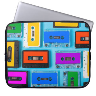 Retro Cassette: Blue Background Collection Laptopschutzhülle