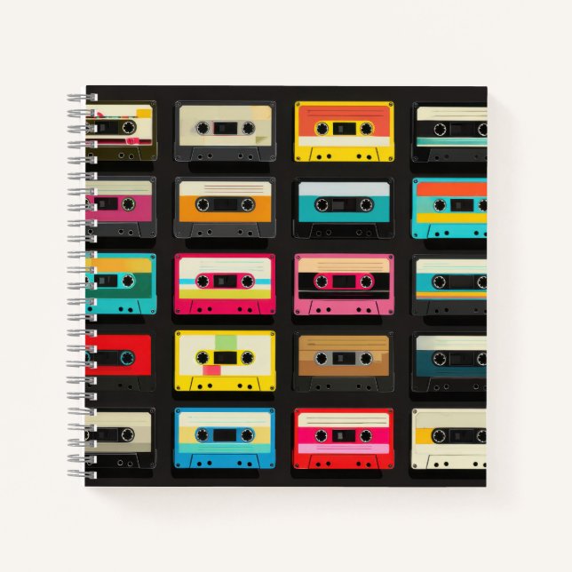 Retro Cassette Tape Pattern – Vintage Music  Notizbuch (Vorderseite)