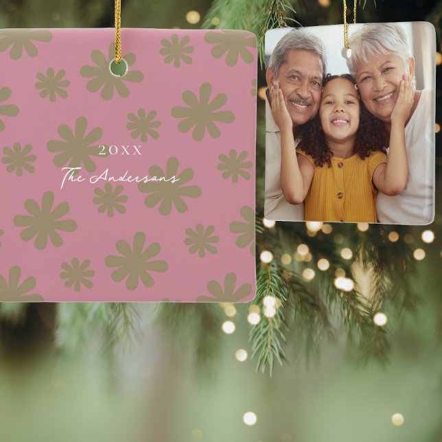 Retro Chic 70er Pink und Gold Floral Family Foto Keramikornament (Von Creator hochgeladen)