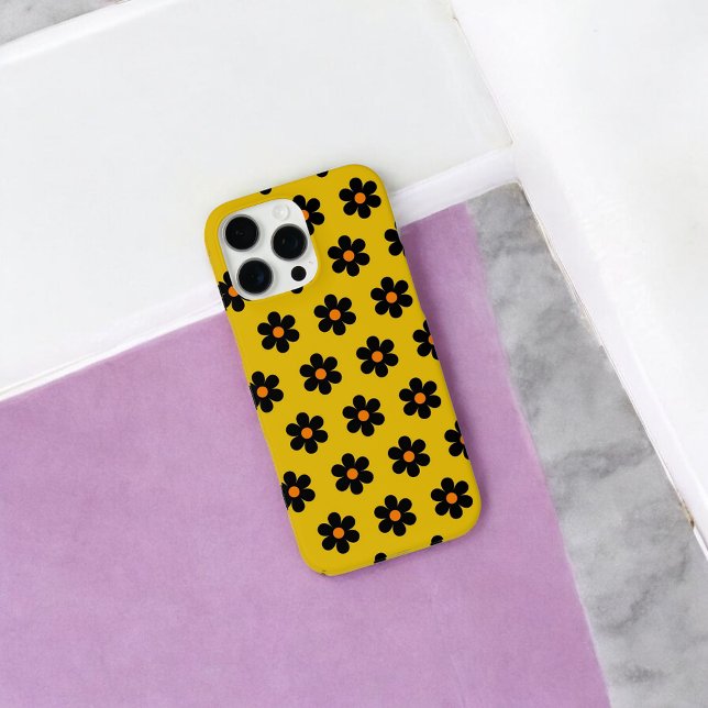 Retro Chic Black & Mustard Floral Muster Case-Mate iPhone Hülle (Von Creator hochgeladen)