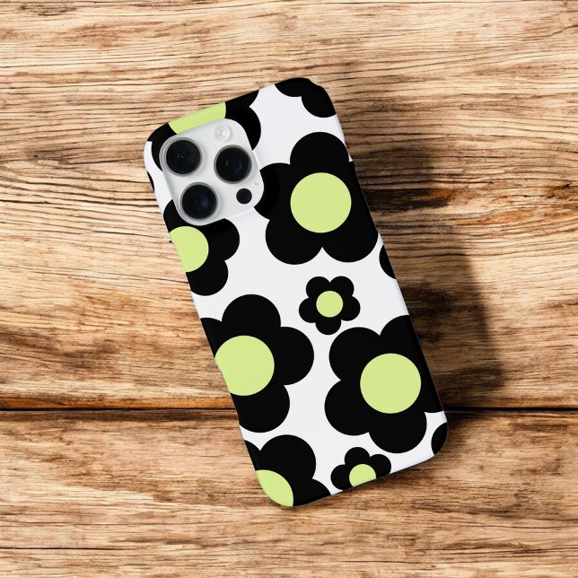 Retro Chic Black & Neon Green Floral Muster iPhone Hülle (Von Creator hochgeladen)